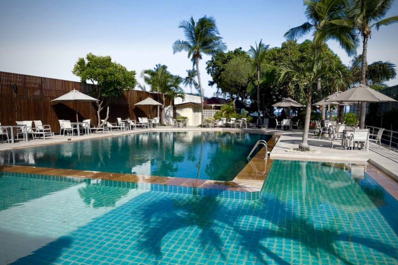 2 Swimming pools