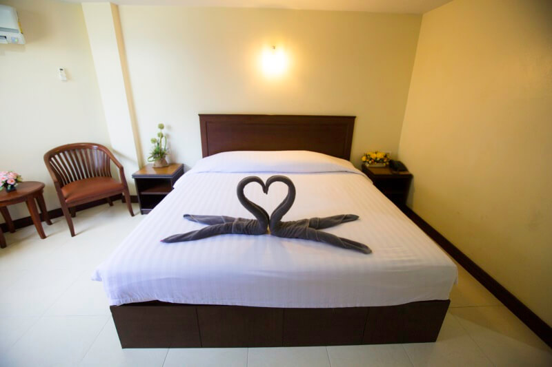 Twin Palms Resort Pattaya : Superior Double Bed