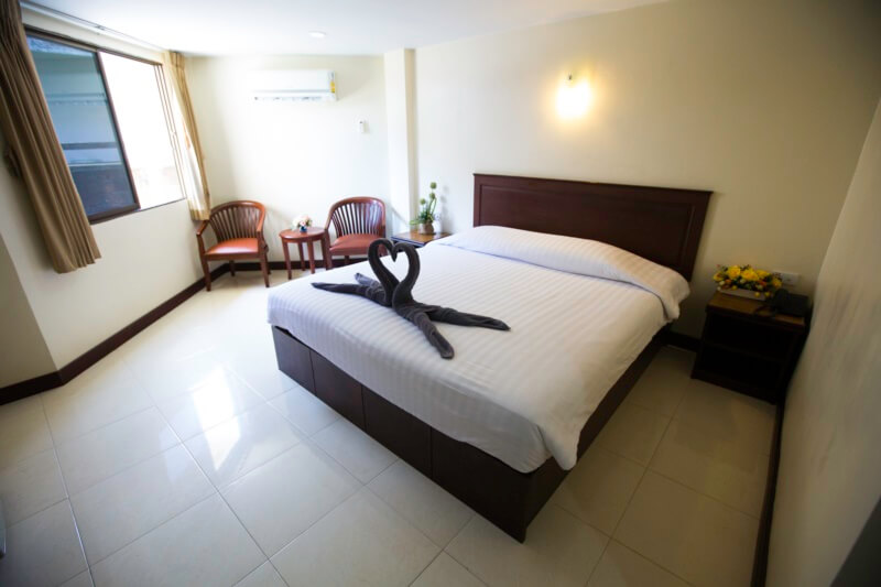 Twin Palms Resort Pattaya : Superior Double Bed
